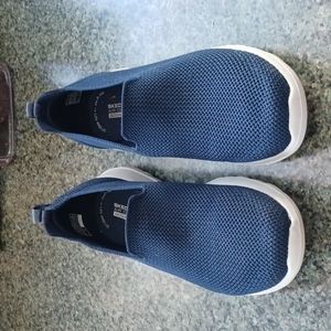 Womans Shoes 7 Skechers Goga Mat Air Cooled.